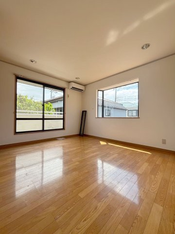 鎌ヶ谷市西佐津間　貸戸建て|2階洋室です。