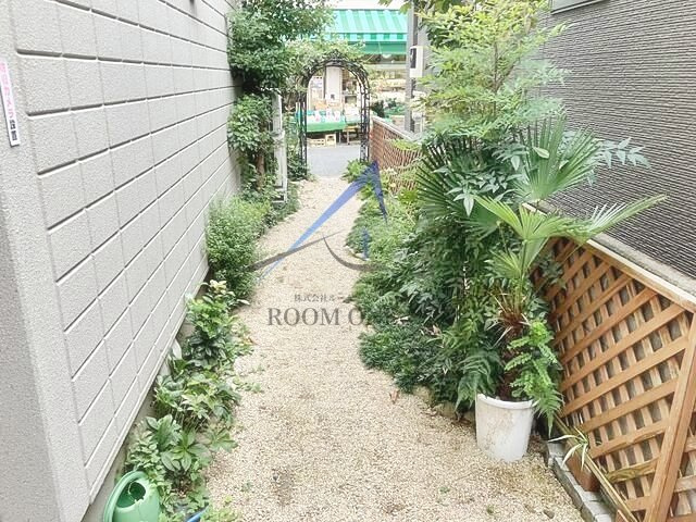 メゾンフェニックス