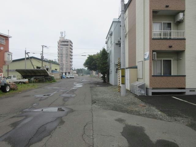 エムエル13の周辺