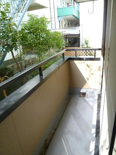 江戸川区平井６丁目の賃貸マンションのバルコニー