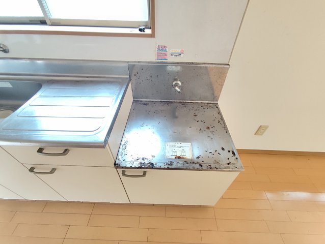葛飾区新小岩３丁目のアパートのキッチン