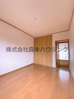 【子供部屋】 | 　枚方市茄子作2丁目戸建貸家 | 子供部屋としても使い勝手の良いお部屋です