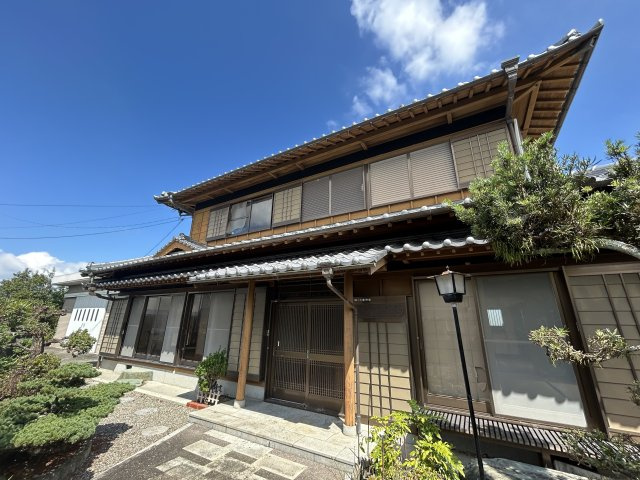 阿南市那賀川町色ケ島民養　中古戸建の間取り