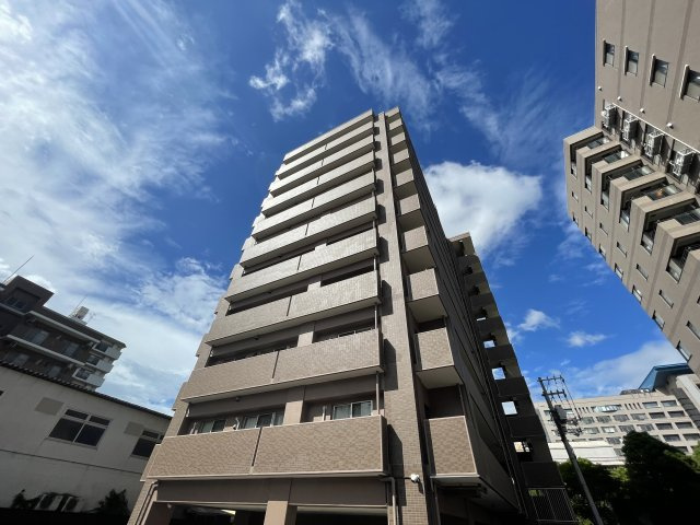 アルファライフ岡大医学部前Ⅱの外観|岡山大学病院から徒歩圏内。市街地にもアクセス良好なマンションです♪