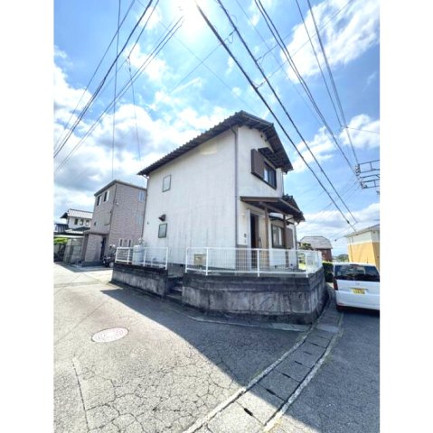 岩波戸建ての駐車場