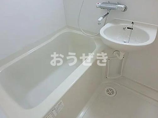 アヴァンツァーレ巣鴨の浴室