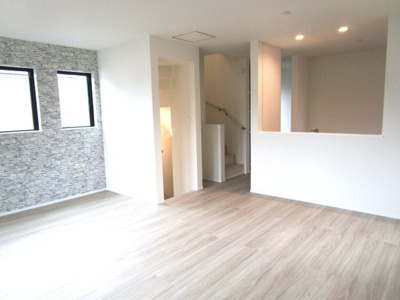 【居間・リビング】 | 松戸市栄町7丁目　新築分譲住宅　全1棟 | （2026年９月撮影）