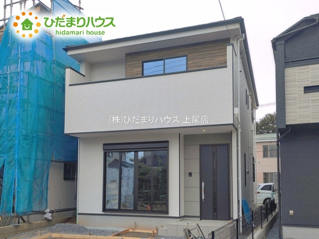 上尾市上12期　新築戸建　01の外観|9/11撮影　足場外れ