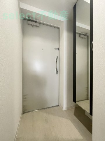 ロイヤルアンコールの玄関