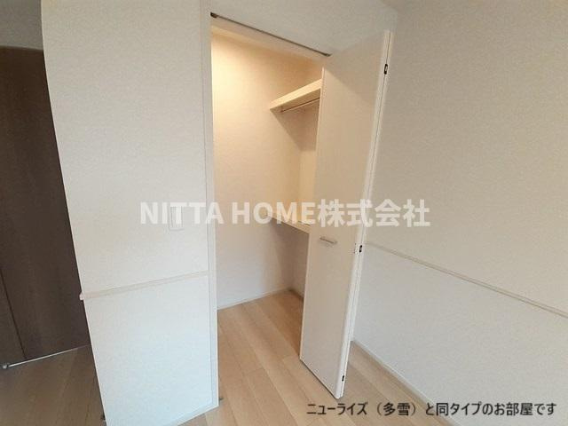豊岡市伏のアパートの収納|【完成イメージ】各洋室に収納が付いています♪