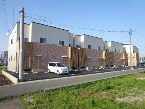 熊本市南区平田２丁目のアパートの駐車場