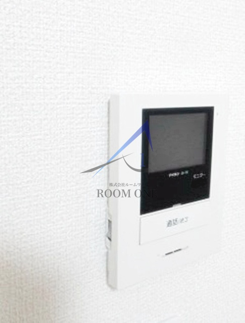 ハイステージ南雪谷のセキュリティ|モニター付きインターホンです。