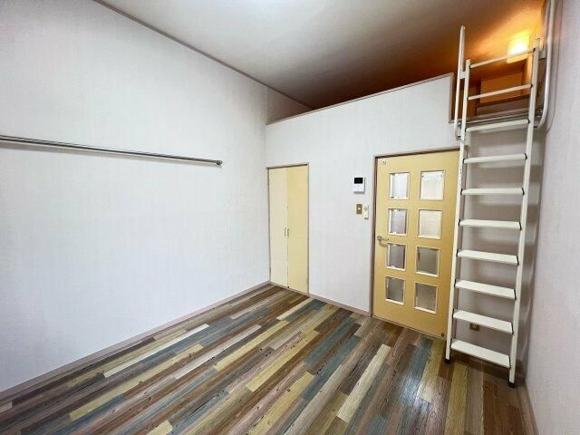 狭山市入間川２丁目のアパートの寝室