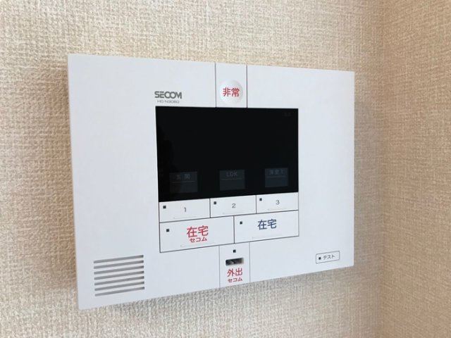 ケラソスのセキュリティ|モニタ付インターホンで安心♪