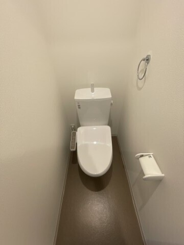 ジーメゾン岩槻のトイレ