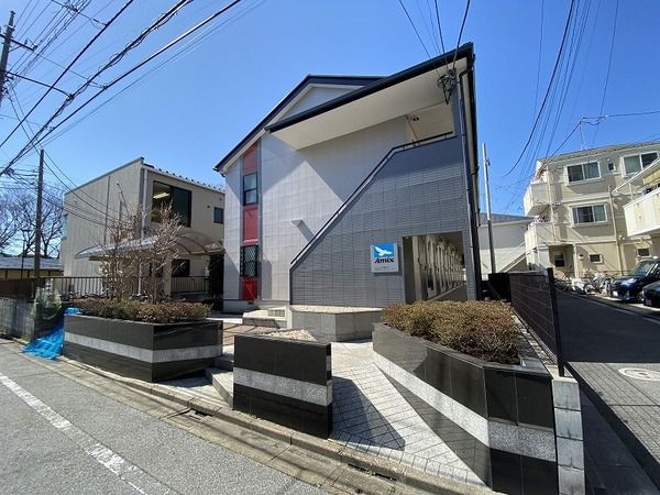 シャンブル春江Ⅴのエントランス