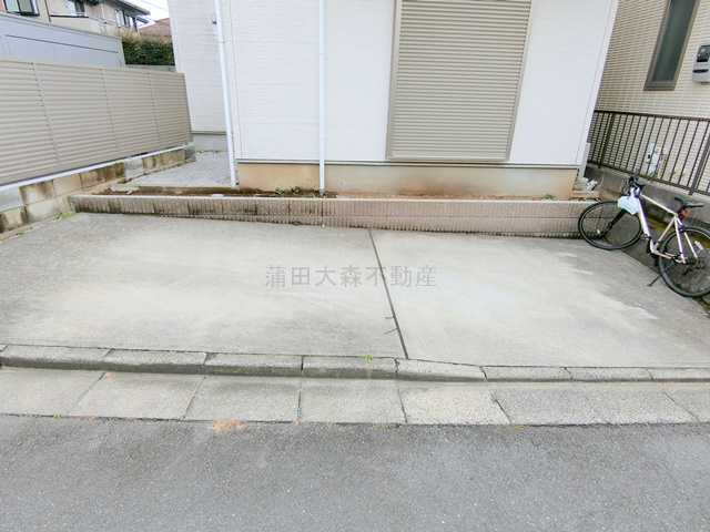 田園調布本町貸家の駐車場|駐車場