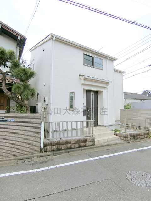 田園調布本町貸家の外観