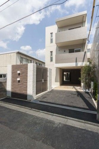 アルフィーネの外観