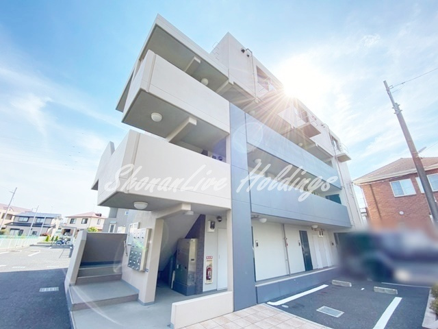 茅ヶ崎市円蔵２丁目の賃貸マンションの外観