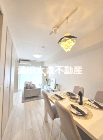KDXレジデンス田園調布南の居間・リビング|モデルルームご入居時家具等はございません。