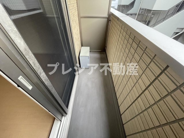 サグレス甲子園口のバルコニー