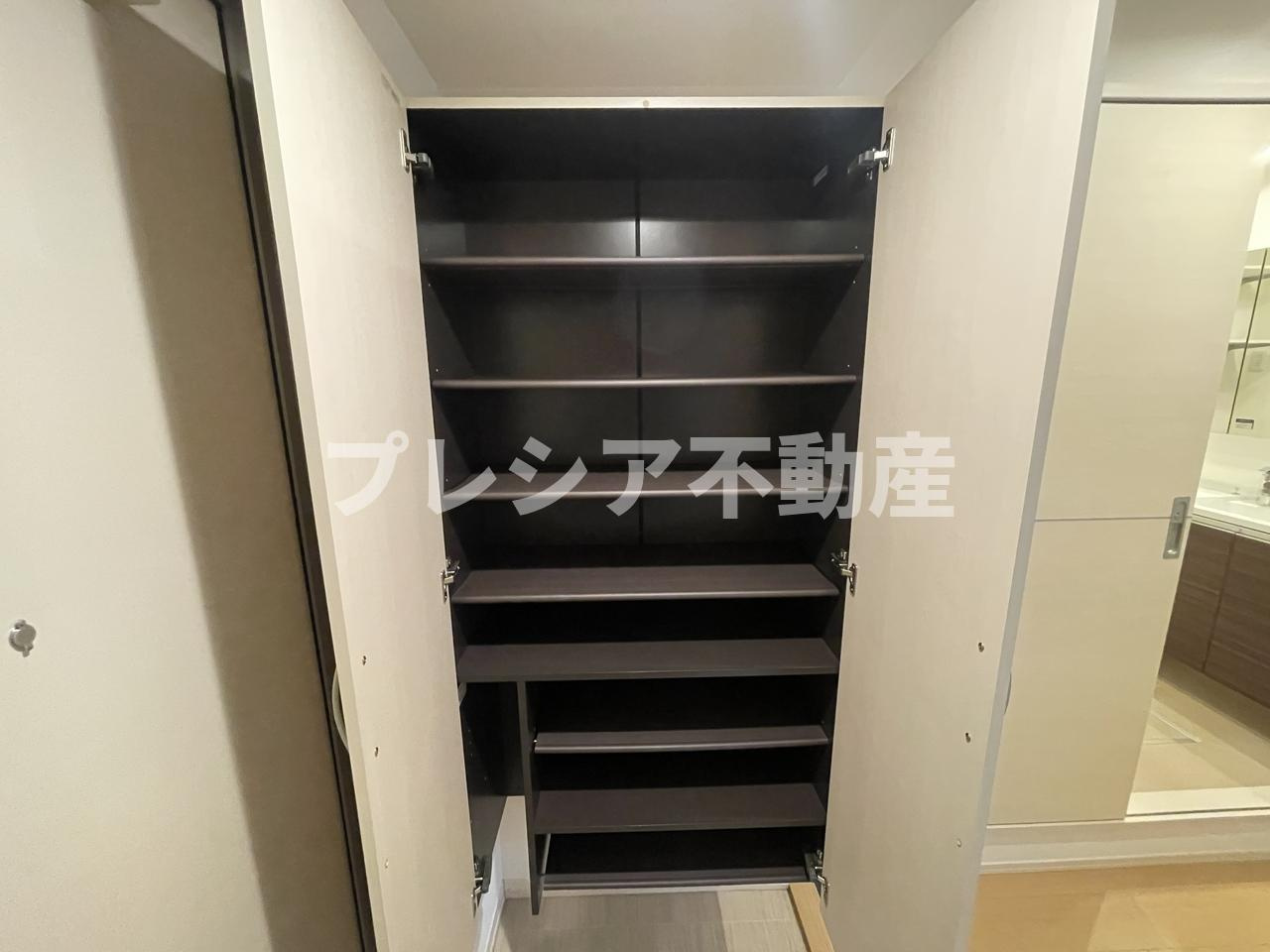 サグレス甲子園口の収納