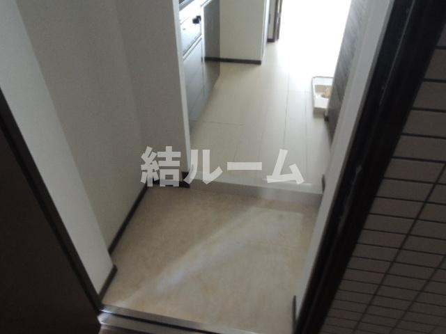 板橋区本町の賃貸マンションの玄関