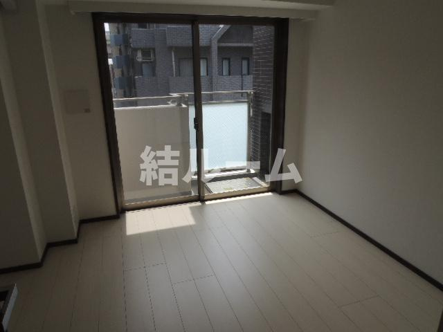 板橋区本町の賃貸マンションの居間・リビング
