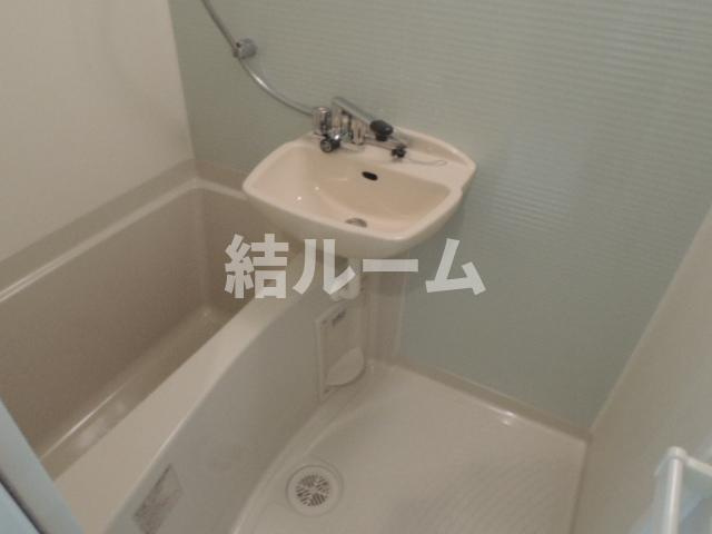板橋区本町の賃貸マンションの浴室