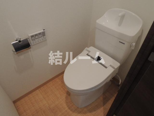 板橋区本町の賃貸マンションのトイレ