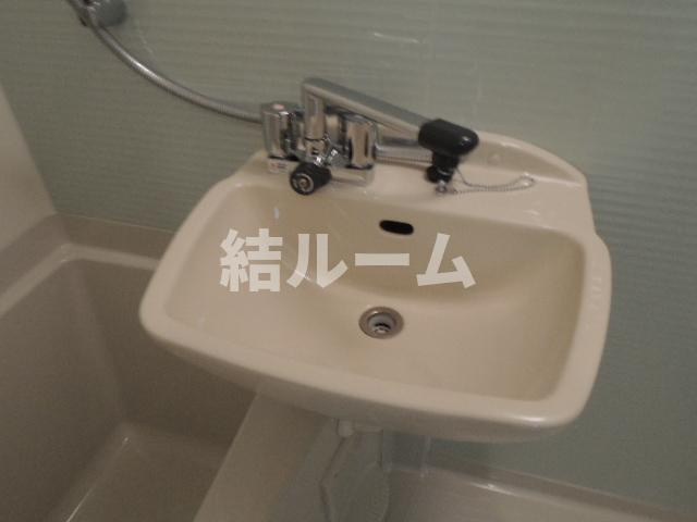 板橋区本町の賃貸マンションの洗面所