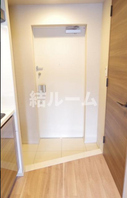 新宿区下落合１丁目の賃貸マンションの玄関