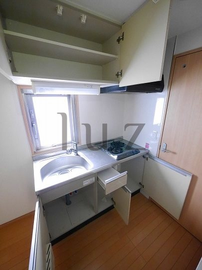 川崎市幸区幸町２丁目の賃貸マンションのキッチン