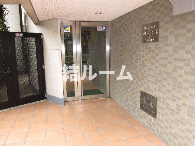 板橋区板橋２丁目の賃貸マンションのエントランス