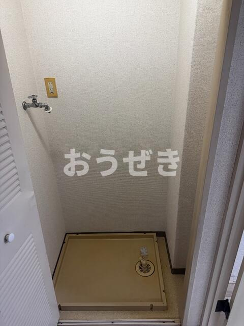 ダイアパレス浅草第二の設備|洗濯機置場