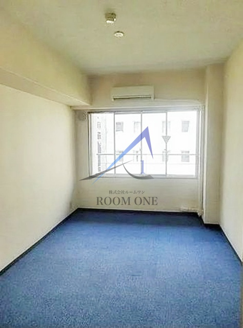 日本橋ロイヤルプラザの居間・リビング|洋室のお部屋です。