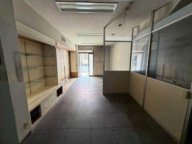 流山市平和台４丁目の店舗事務所の内装
