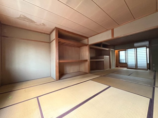 【和室】 | 新千本通面す。店舗・事務所向き | ※本画像はAI加工にて残置物消去処理を行っております
