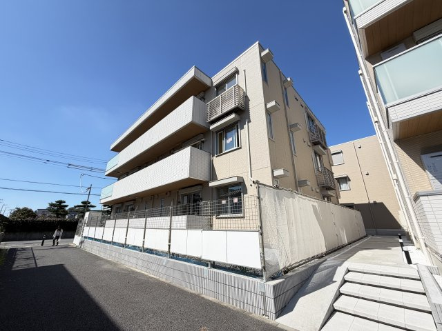ルボワ　ウエストのロビー