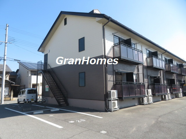 エトランス西庄の外観