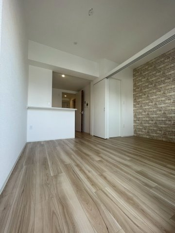 セレニテ難波ミラク壱番館の居間・リビング