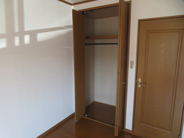 エトランス西庄の収納