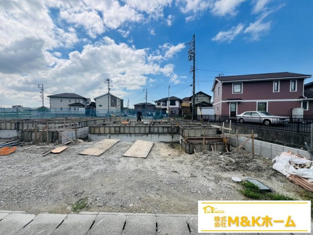 知多市寺本新町2丁目　全4棟　1号棟の設備|同時にたくさんの調理が可能！便利な三口コンロ♪