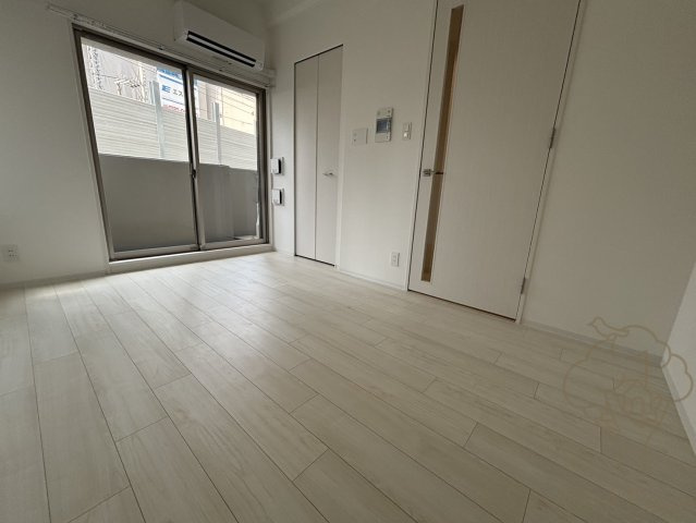 エスリードレジデンス梅田グランゲートの居間・リビング