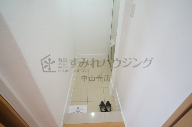 ラムール売布の玄関