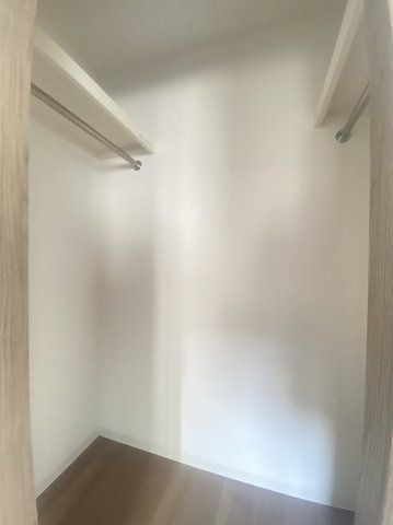 プレサンスＮＥＯ九条ディアシスの収納