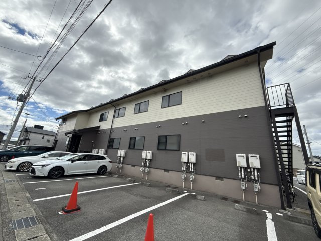 エトランス西庄の外観