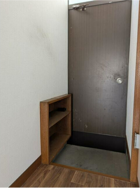 グリーンハウスの玄関