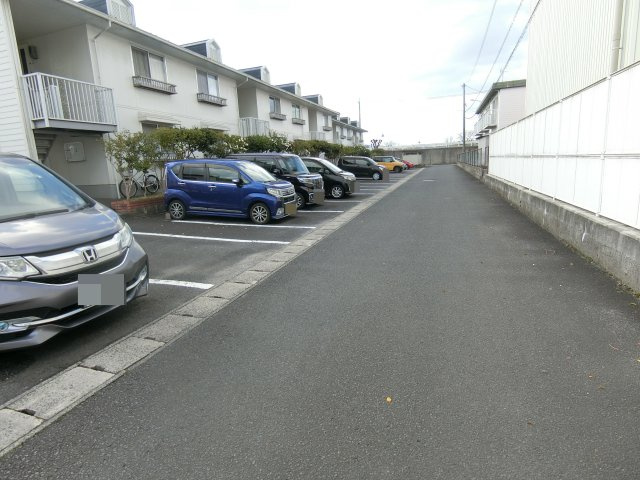 グランドール神田B棟の周辺